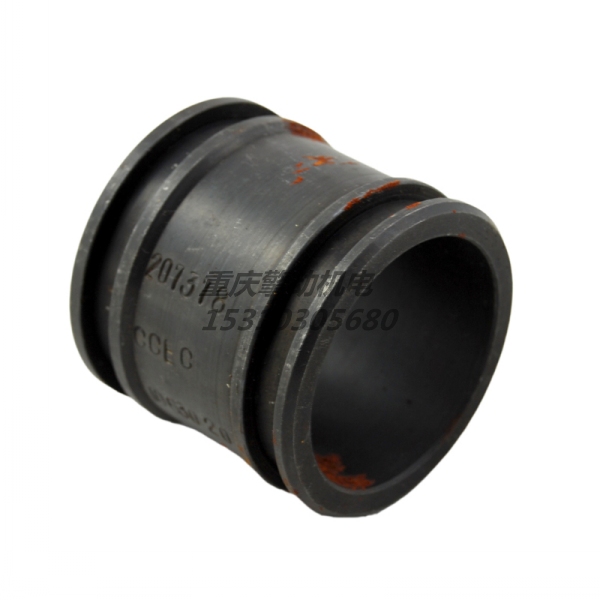 康明斯输水管 207378