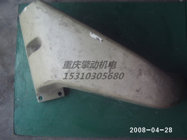 康明斯空气垮越管 3016140