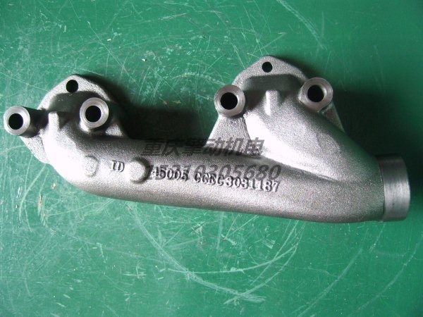 康明斯排气管前段 3031187