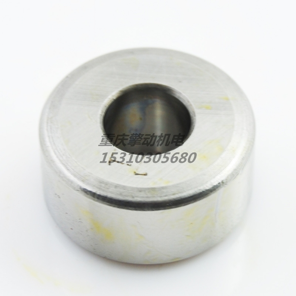 康明斯从动件滚轮 3036933