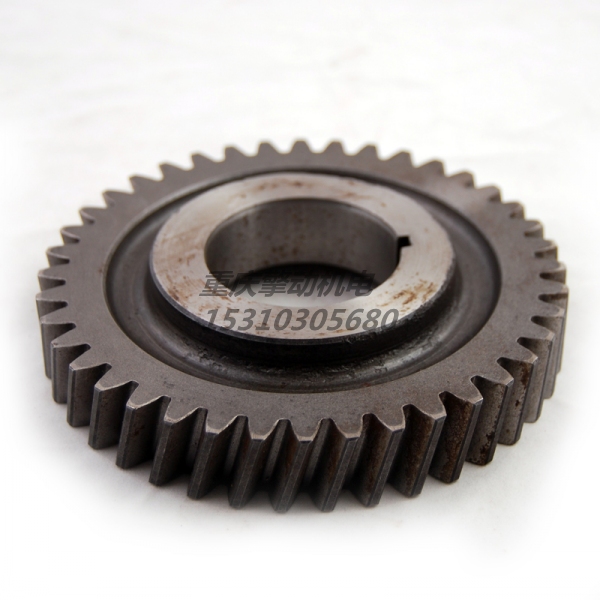 康明斯附件驱动齿轮 3041042