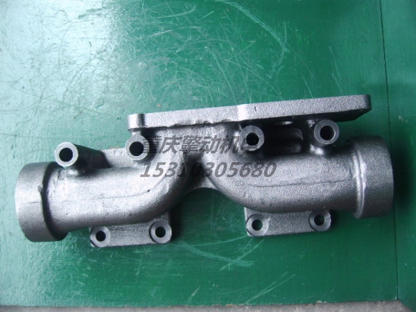 康明斯排气管(中) 3080980