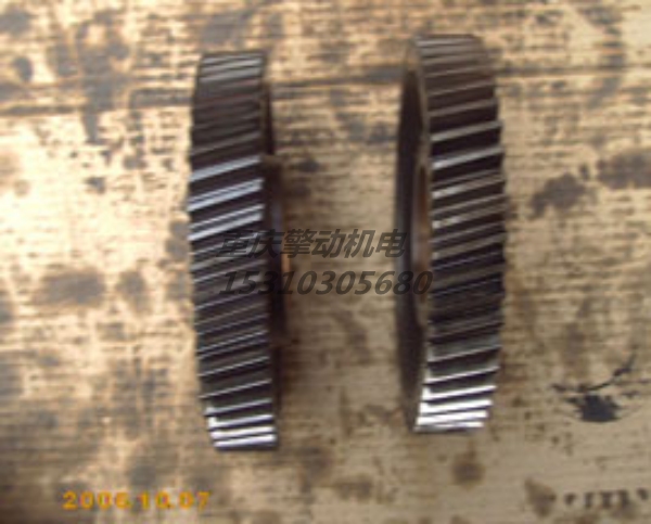 康明斯惰齿轮总成 3084533