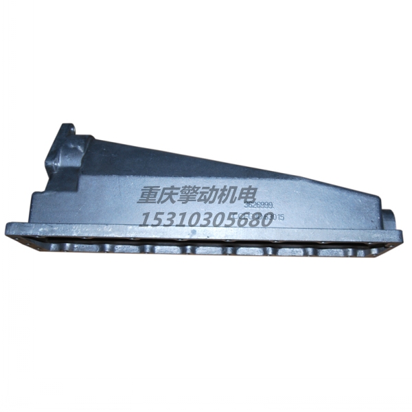 康明斯中冷器盖 3626999