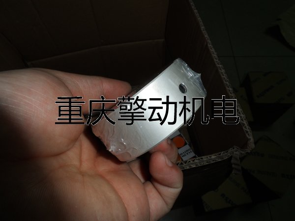 康明斯B3.3连杆瓦连杆康明斯柴油机小瓦